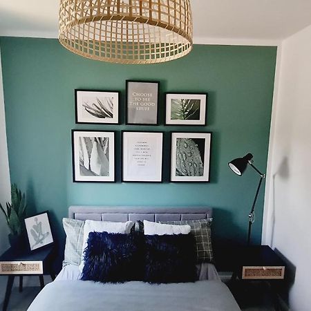 Beautiful 2Bed House With Garden, Walking Distance To Town - Free Parking Apartment Glasgow Ngoại thất bức ảnh