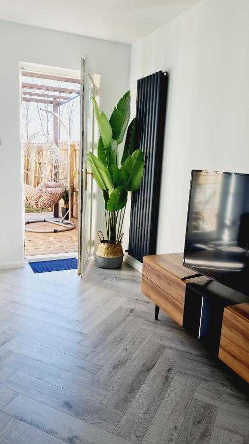 Beautiful 2Bed House With Garden, Walking Distance To Town - Free Parking Apartment Glasgow Ngoại thất bức ảnh