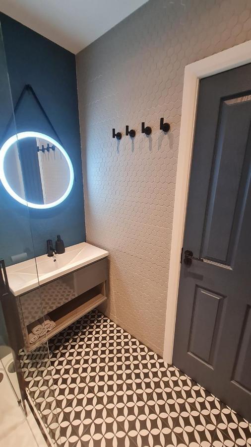Beautiful 2Bed House With Garden, Walking Distance To Town - Free Parking Apartment Glasgow Ngoại thất bức ảnh